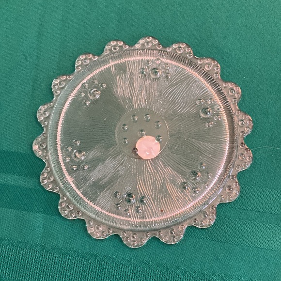Vtg Glass Scalloped Trivet Made in Romania - Picture 3 of 7